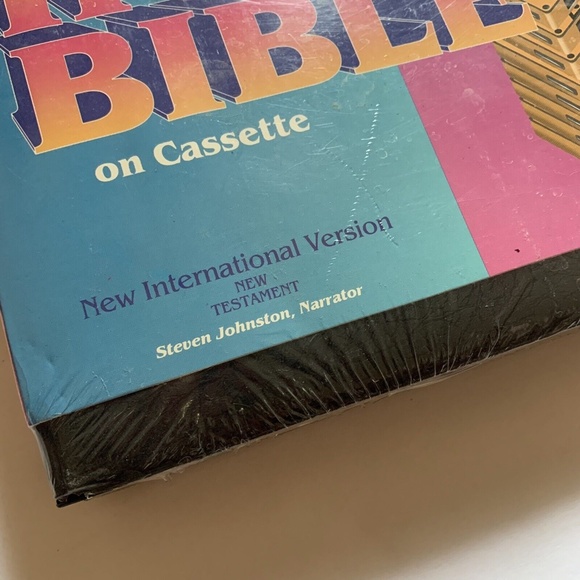 Holy Bible New International Version - Dramatized New Testament Cassettes - Picture 2 of 6